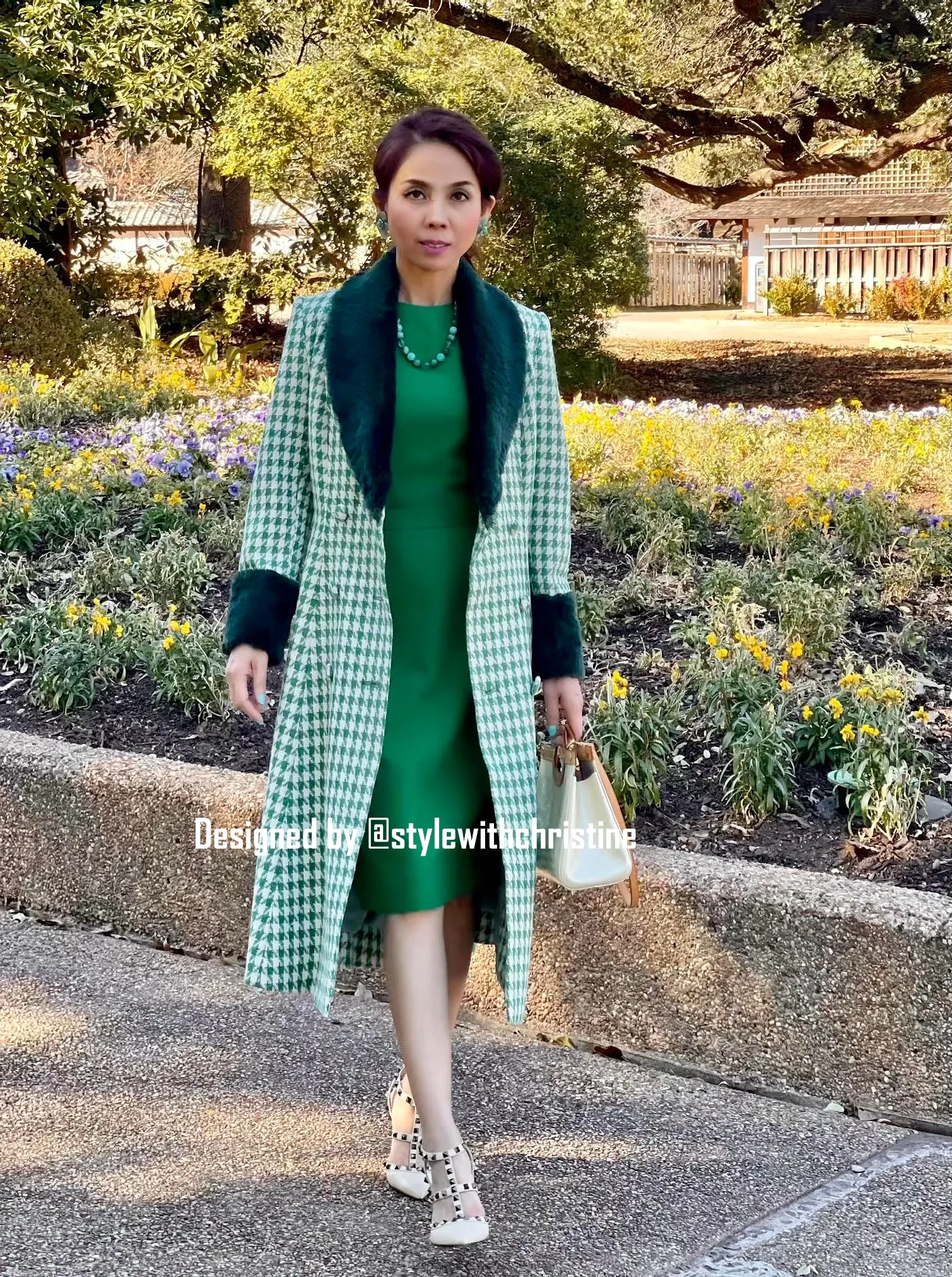 Ada Coat in Hounds Tooths green