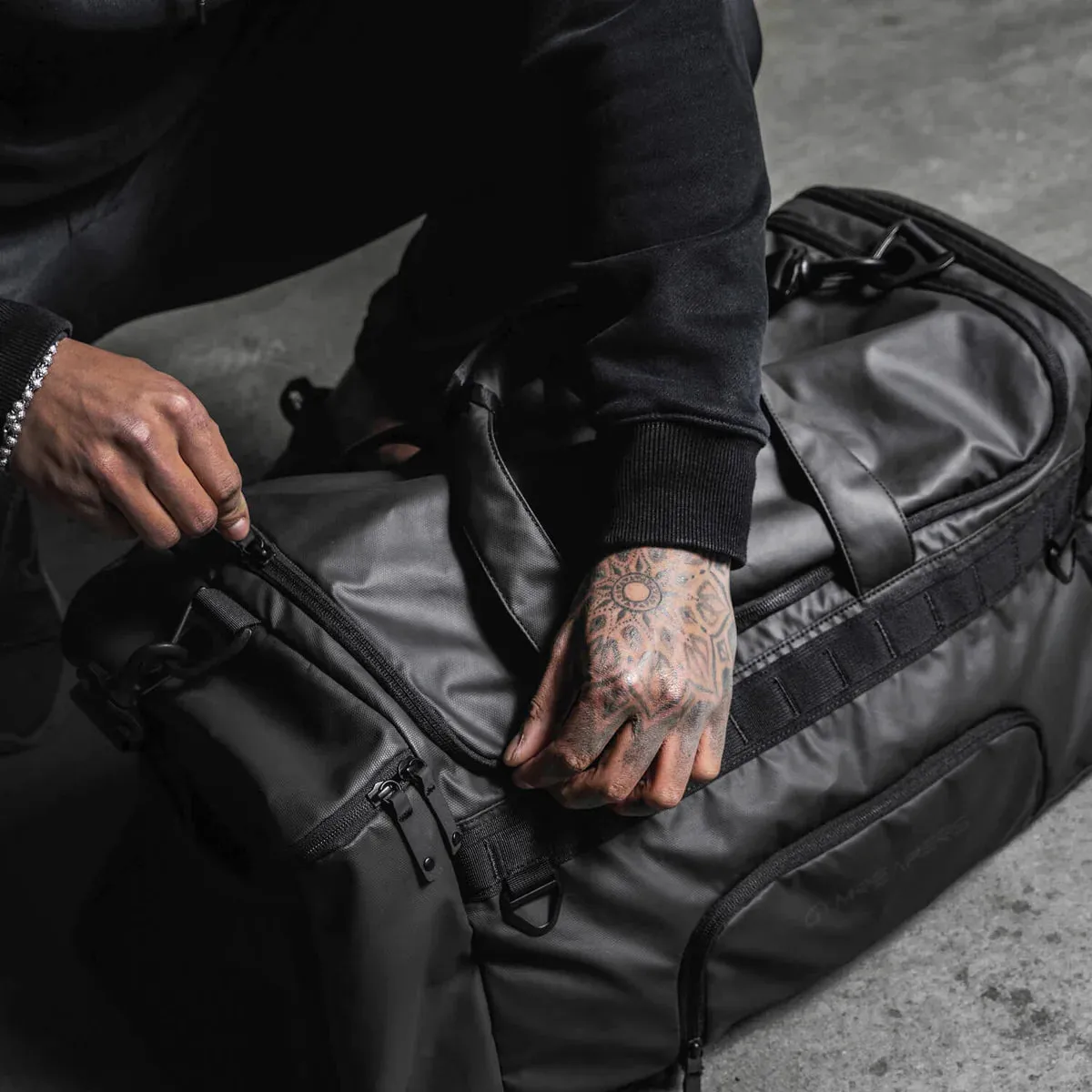 Gravestone Duffle & 10mm Lever Belt Combo - Onyx/Black