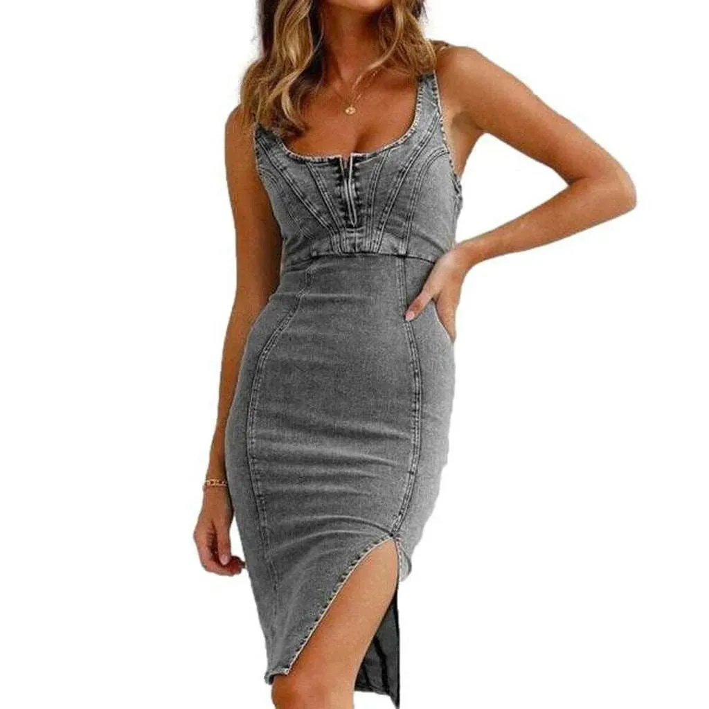Monochrome 90s denim dress