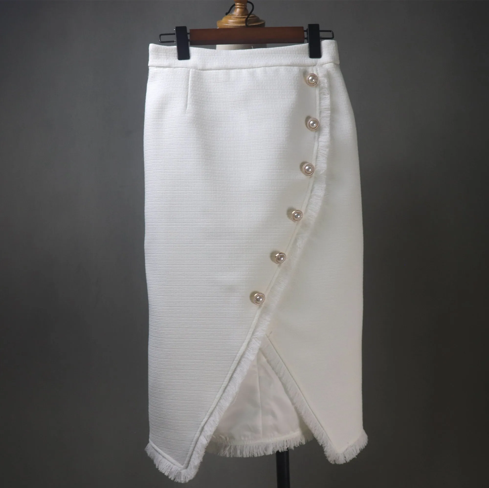 White Asymmetric Skirt Tweed Suit with Big Pearls